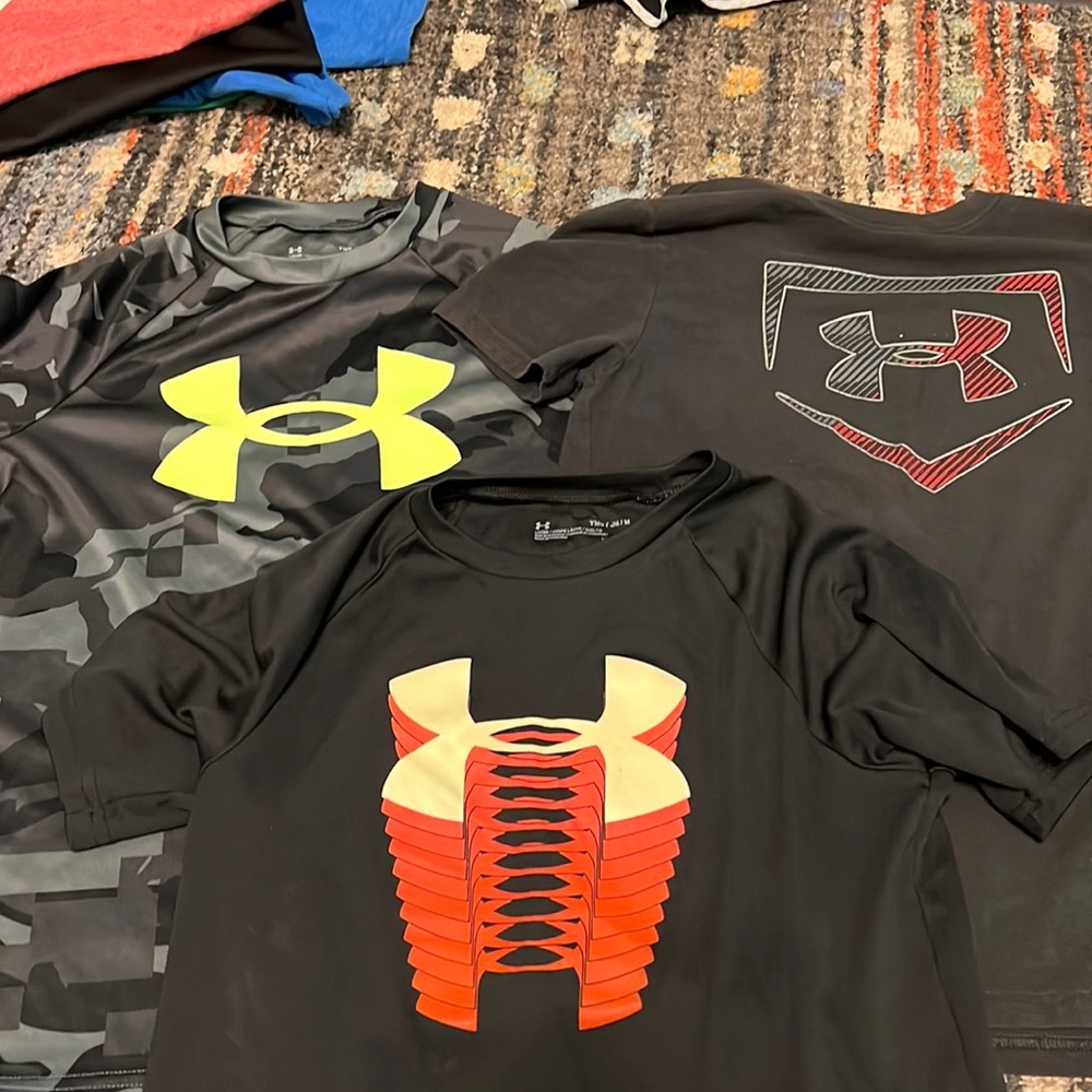 3 Under armour Shirts for $30